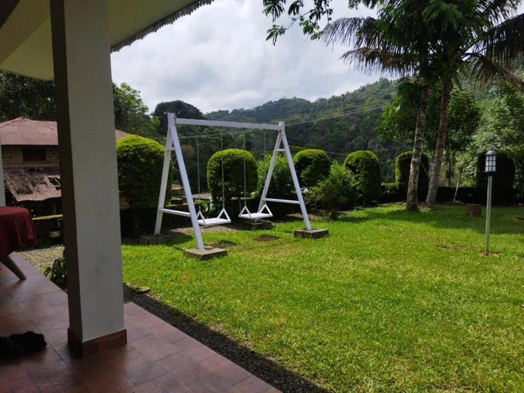 Cassells Jungle Resorts Thekkady Vandiperiyār Dış mekan fotoğraf